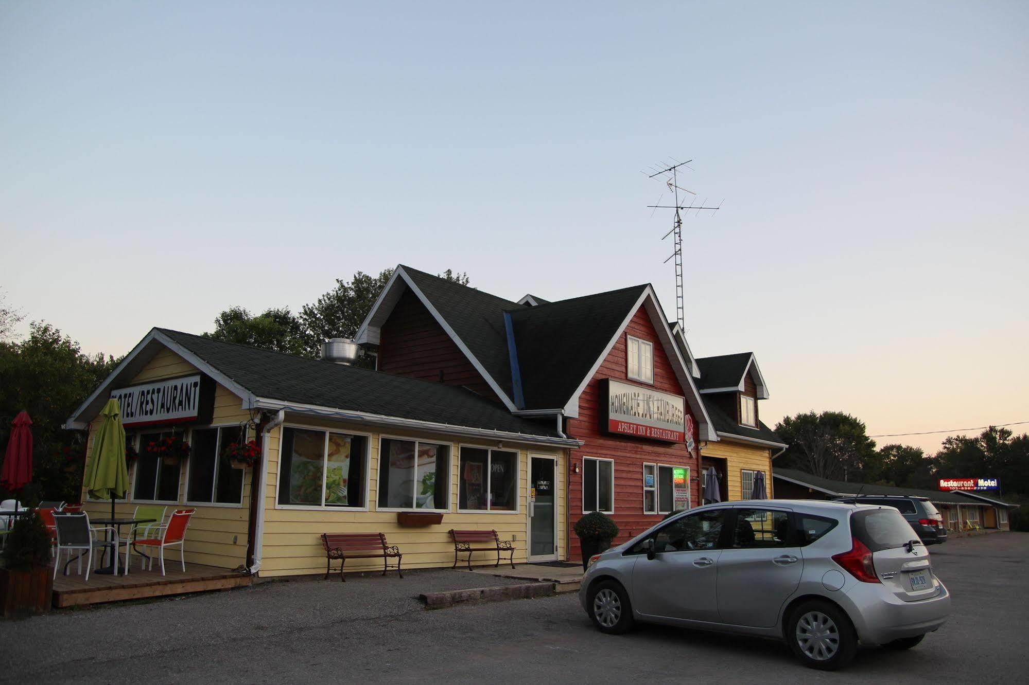 Apsley Inn And Restaurnt Buitenkant foto